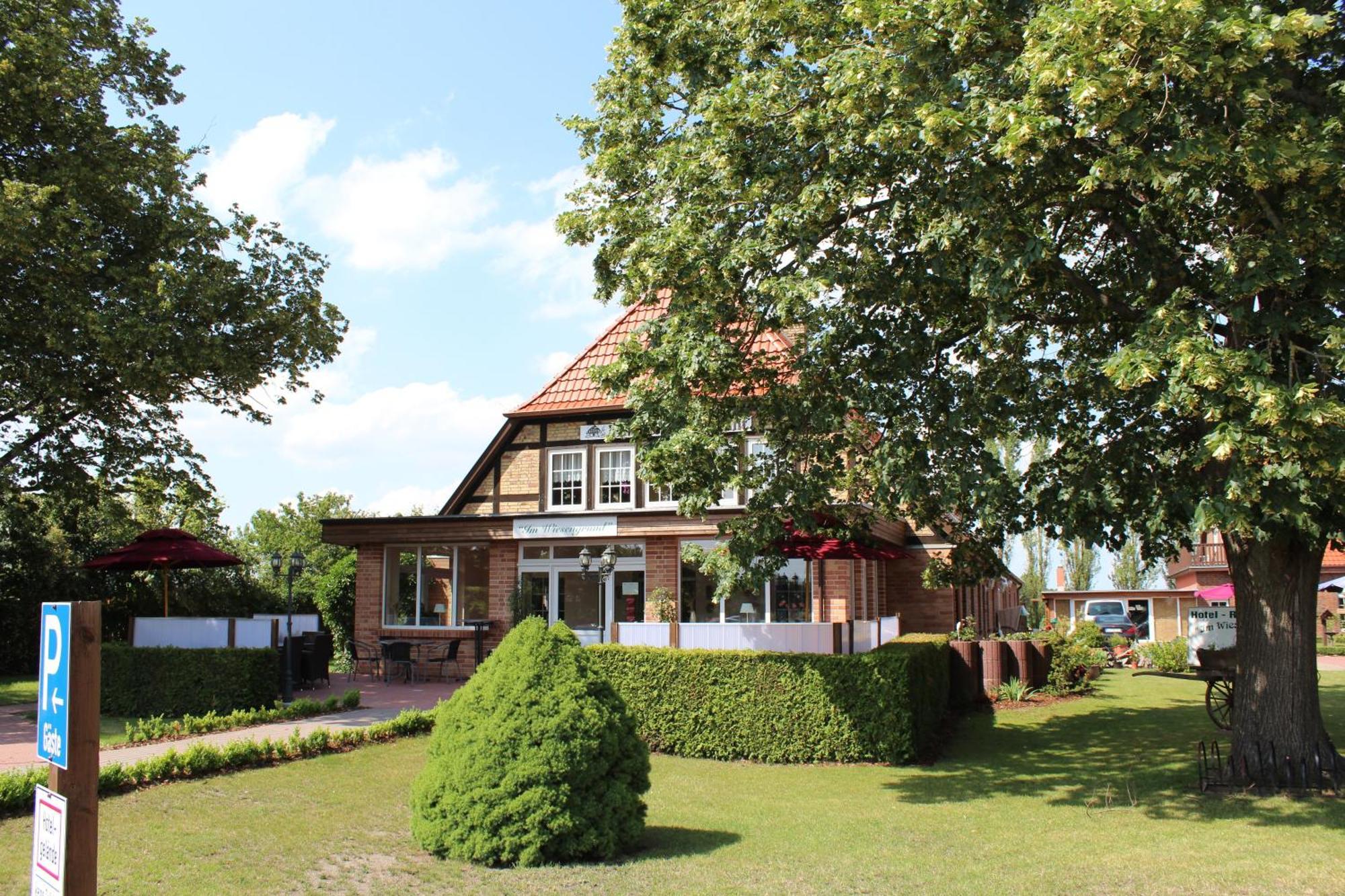 Im Wiesengrund Lalendorf Exterior foto
